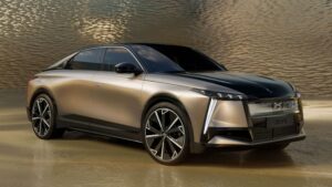 DS N°8 electrique